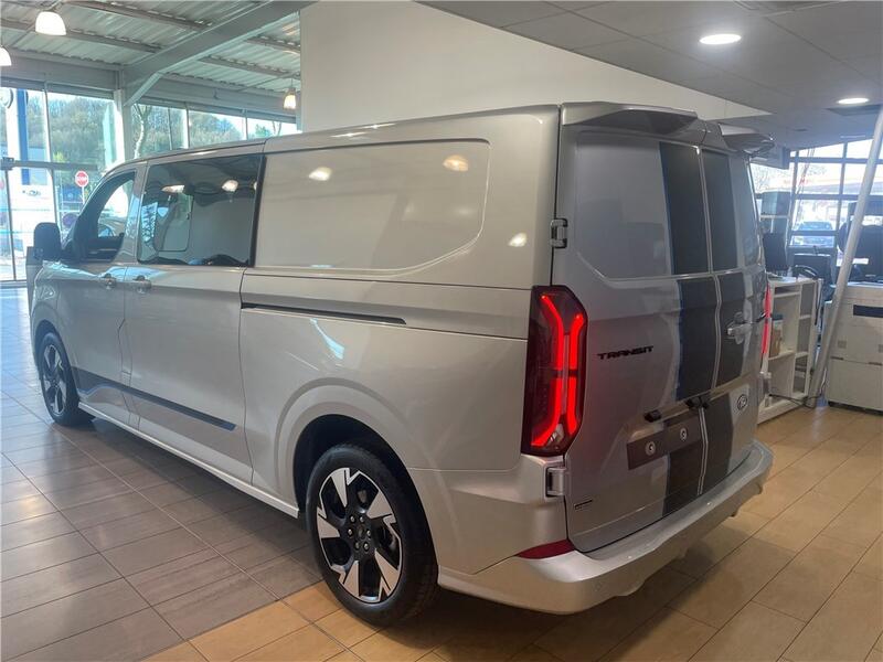 Ford Transit Custom Fourgon II Cabine Approfondie Ca 320 L2h1 2.5 Duratec 232 Ch Phev Cvt Sport