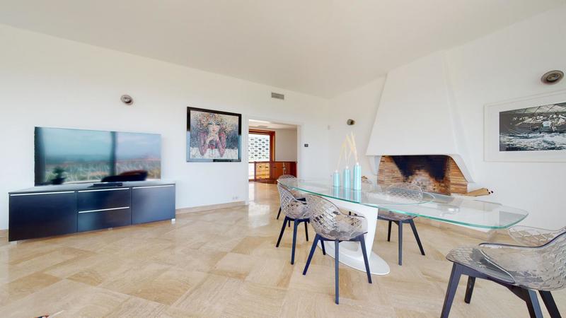 Villa - 235 m² - 7 pièces