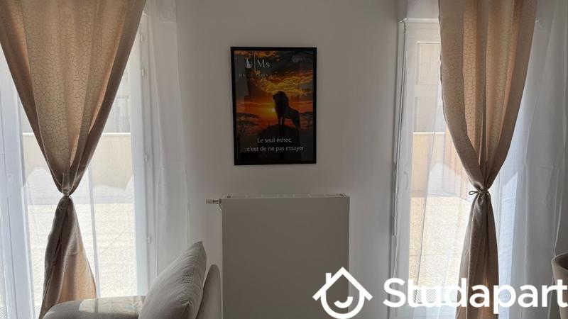 Chambre - 11 m² - 1 pièce