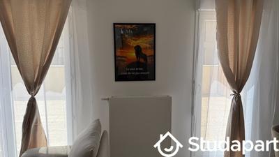 Chambre - 11 m² - 1 pièce