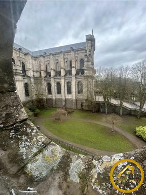 Appartement - 75 m² - 3 pièces