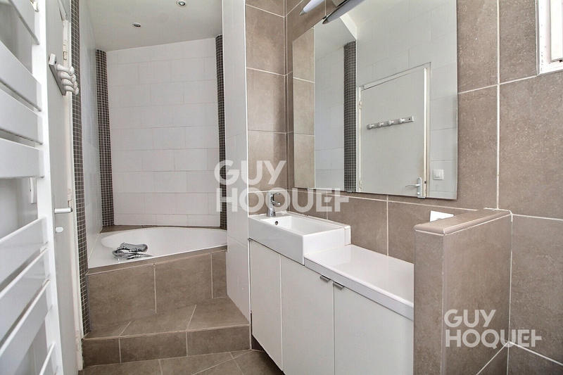 Maison - 102 m² - 5 pièces