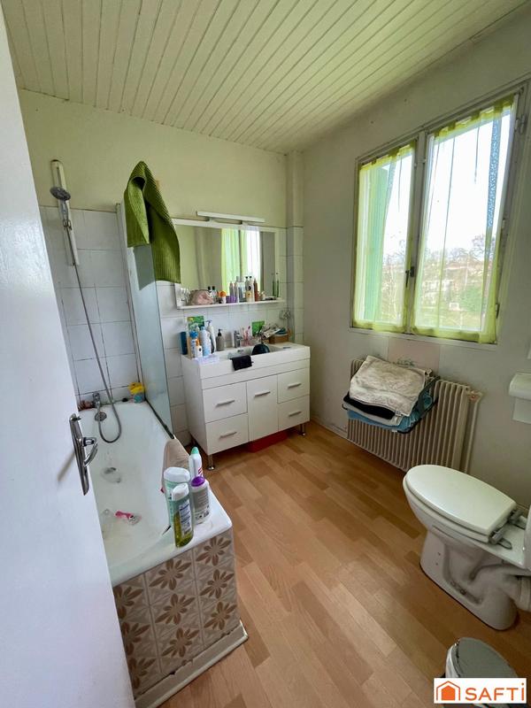 Maison - 85 m² - 5 pièces