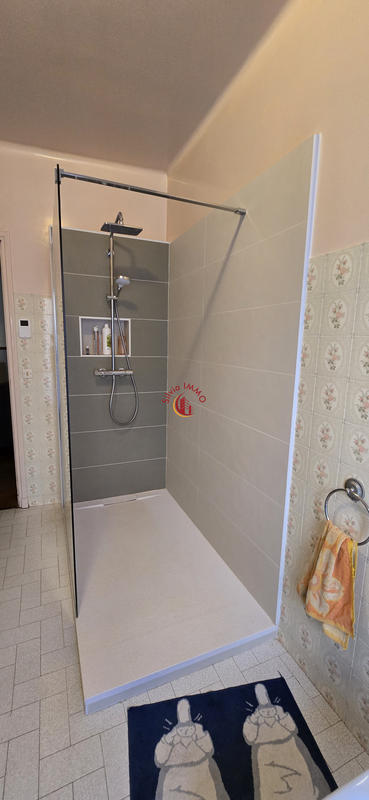 Maison - 515 m² - 45 pièces