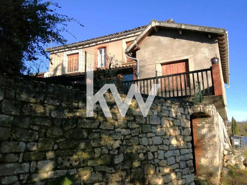 Corps de ferme - 250 m² - 11 pièces