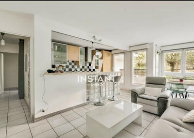 Appartement - 77 m² - 4 pièces