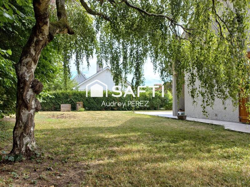 Maison - 167 m² - 7 pièces