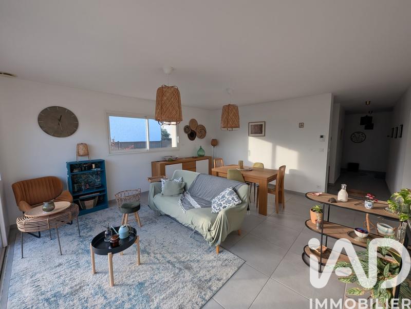 Maison - 102 m² - 4 pièces