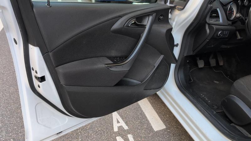 Opel Astra IV 1.4 Turbo 120 Edition