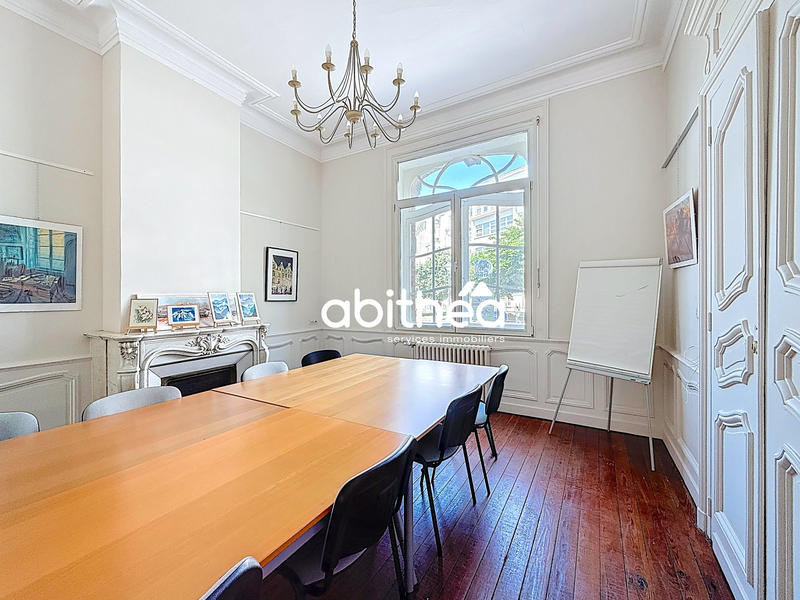 Appartement - 87 m² - 4 pièces