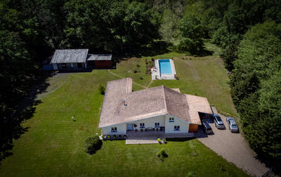 Maison - 205 m² - 6 pièces