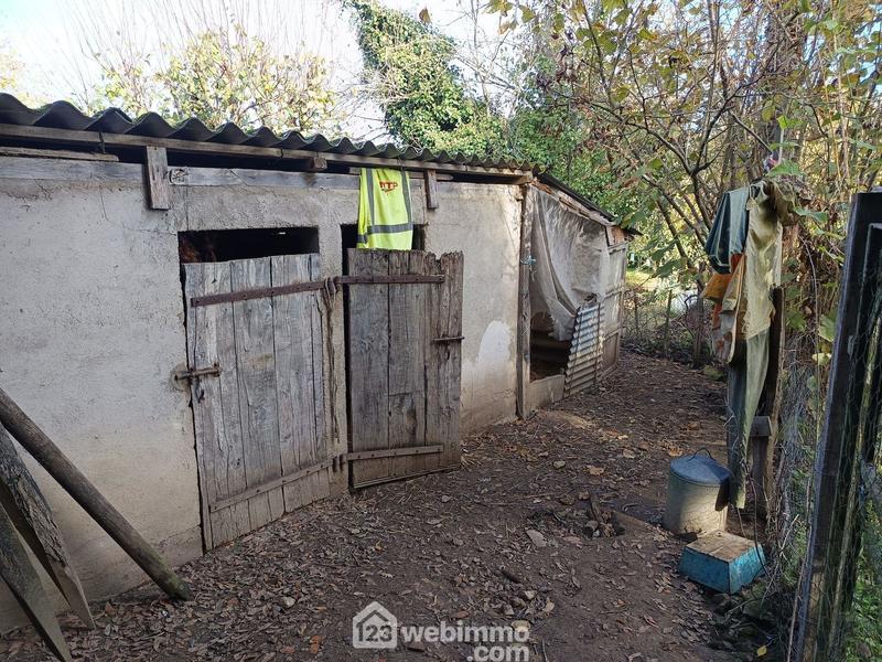 Maison - 240 m² - 8 pièces