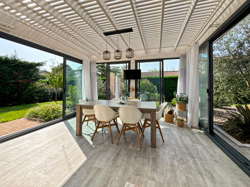 Villa - 160 m² - 6 pièces