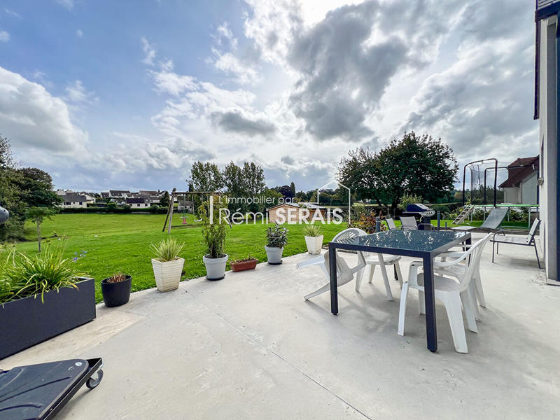 Maison - 163 m² - 6 pièces