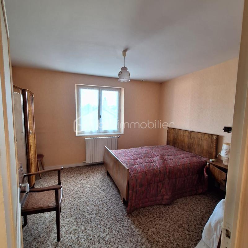 Maison traditionnelle - 140 m² - 6 pièces