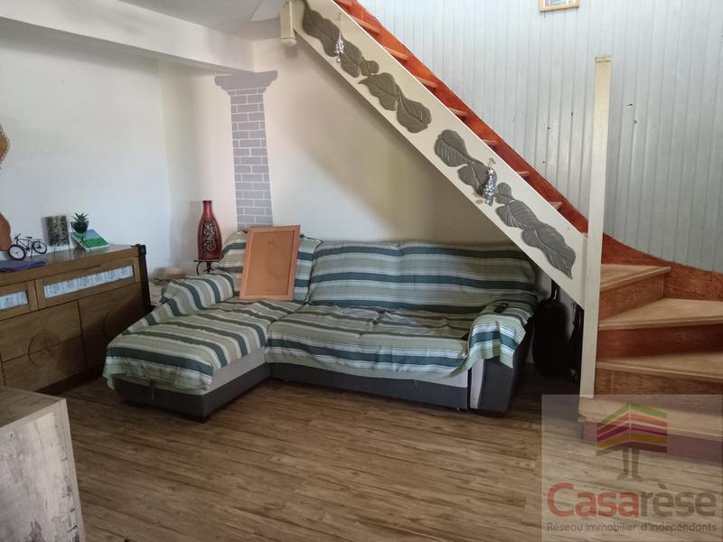 Maison - 90 m² - 5 pièces