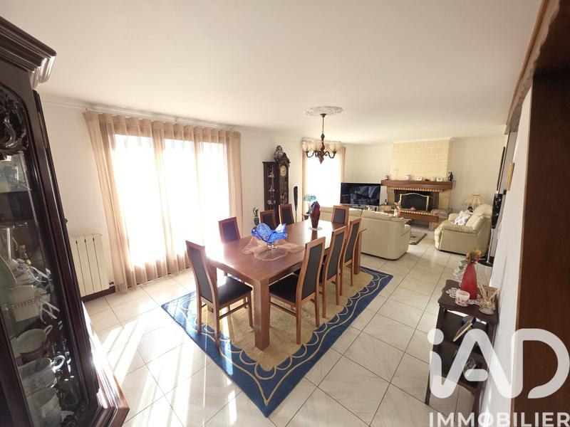 Maison - 136 m² - 6 pièces