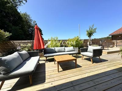 Pavillon - 135 m² - 6 pièces