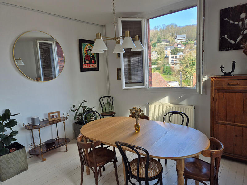 Maison - 84 m² - 5 pièces