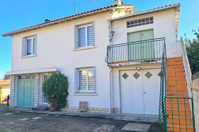 Maison - 68 m² - 8 pièces