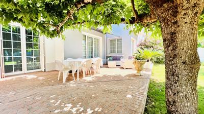 Maison - 210 m² - 8 pièces