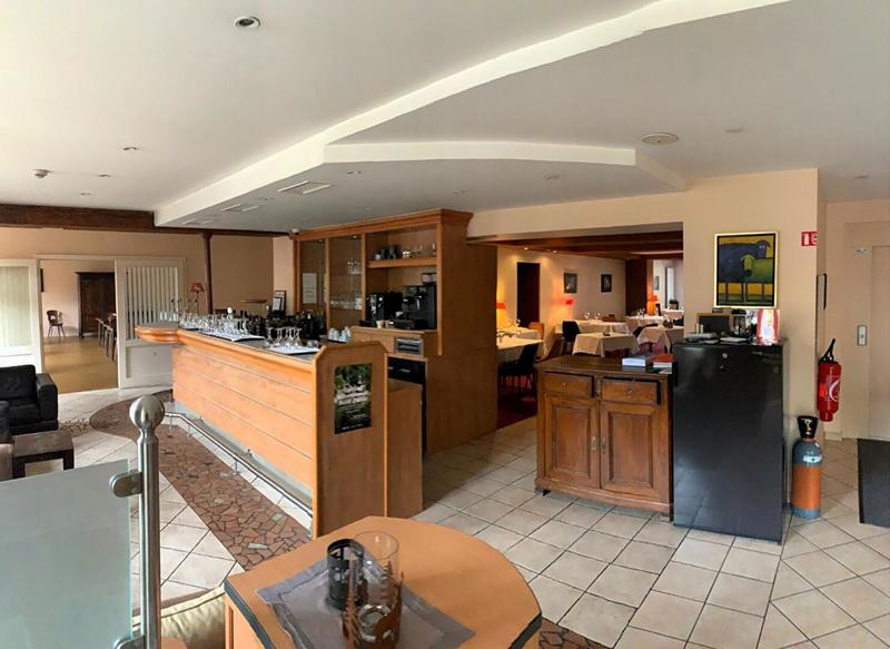 Hôtel particulier - 2 000 m² - 30 pièces