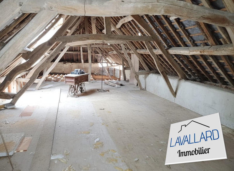 Maison - 95 m² - 1 pièce