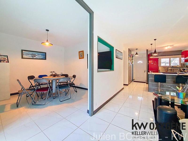 Maison - 90 m² - 4 pièces