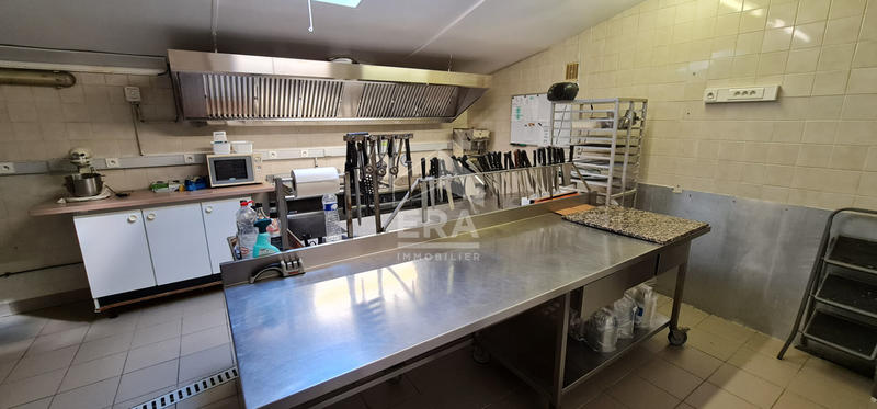 Local commercial - 344 m²