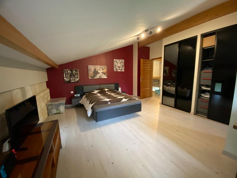 Maison - 482 m² - 12 pièces