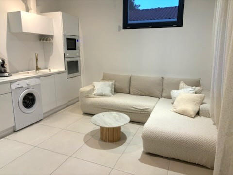 Maison - 226 m² - 7 pièces