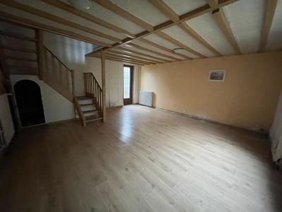 Maison - 96 m² - 4 pièces