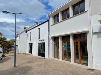 Local commercial - 119 m²