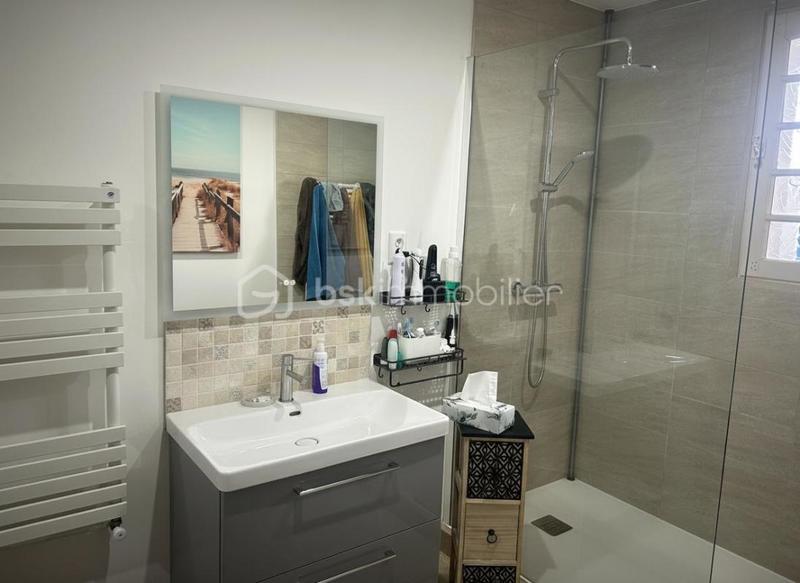 Appartement - 83 m² - 3 pièces