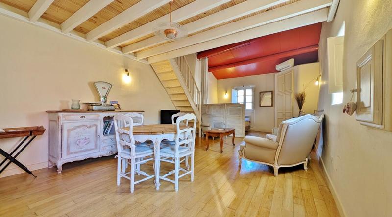 Maison - 252 m² - 8 pièces