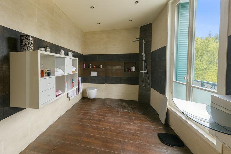 Maison bourgeoise - 244 m² - 13 pièces