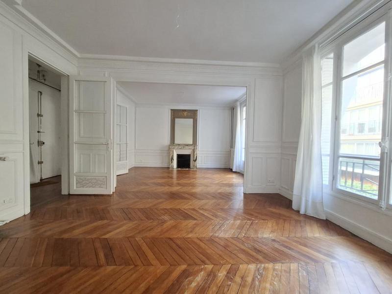 Appartement - 100 m² - 4 pièces