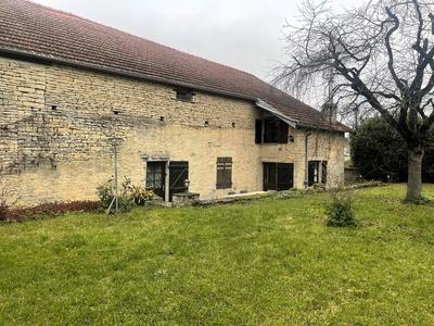 Maison de village - 96 m² - 4 pièces