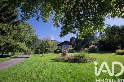 Maison - 111 m² - 5 pièces