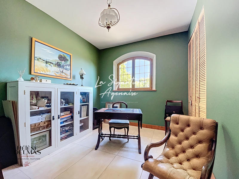 Maison - 520 m² - 8 pièces