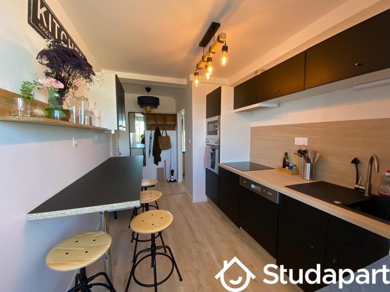 Chambre - 10 m² - 1 pièce