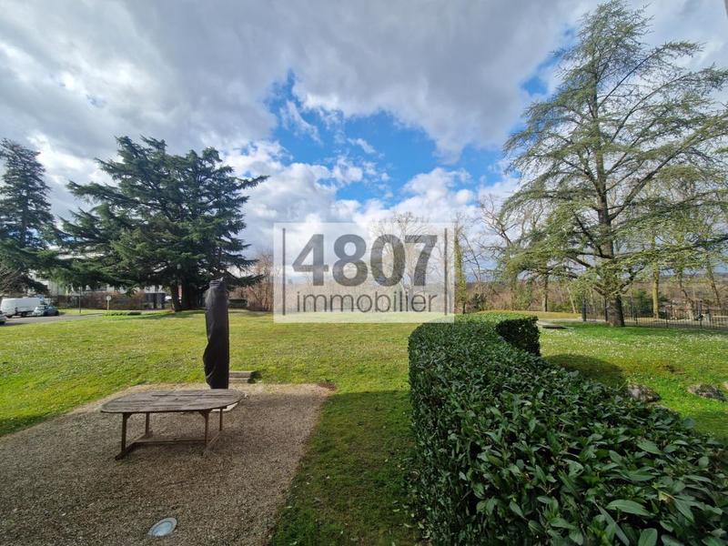 Appartement - 188 m² - 5 pièces