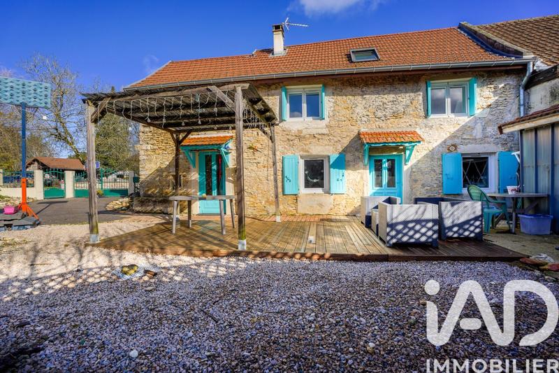 Maison de campagne - 100 m² - 4 pièces