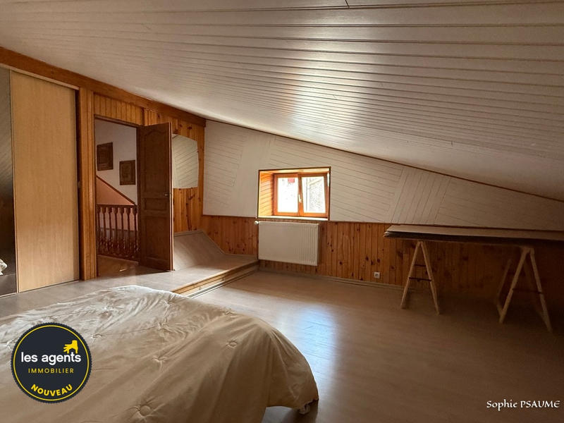 Maison - 190 m² - 8 pièces