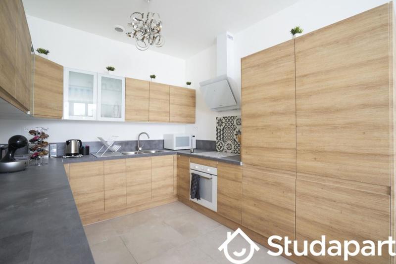 Chambre - 11 m² - 1 pièce