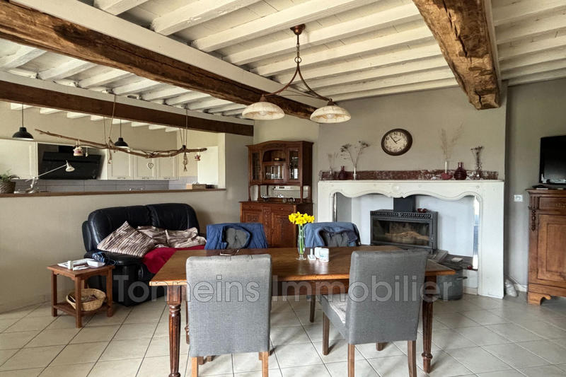 Maison - 375 m² - 8 pièces