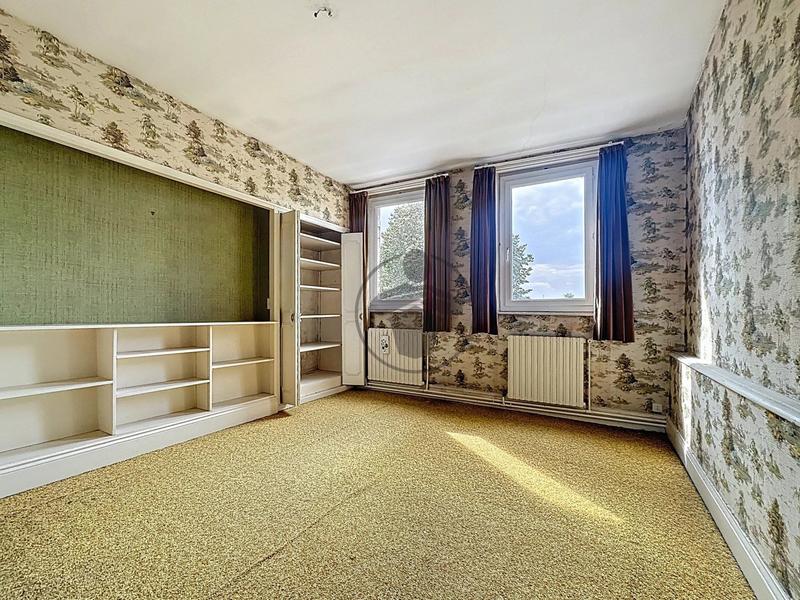 Maison - 435 m² - 22 pièces