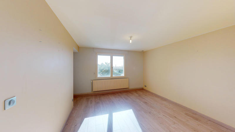 Appartement - 90 m² - 3 pièces