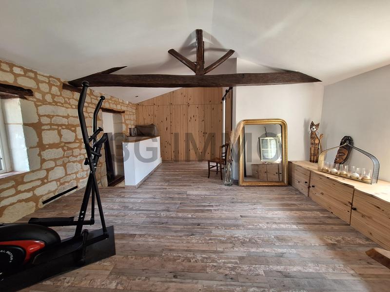 Maison ancienne - 195 m² - 6 pièces