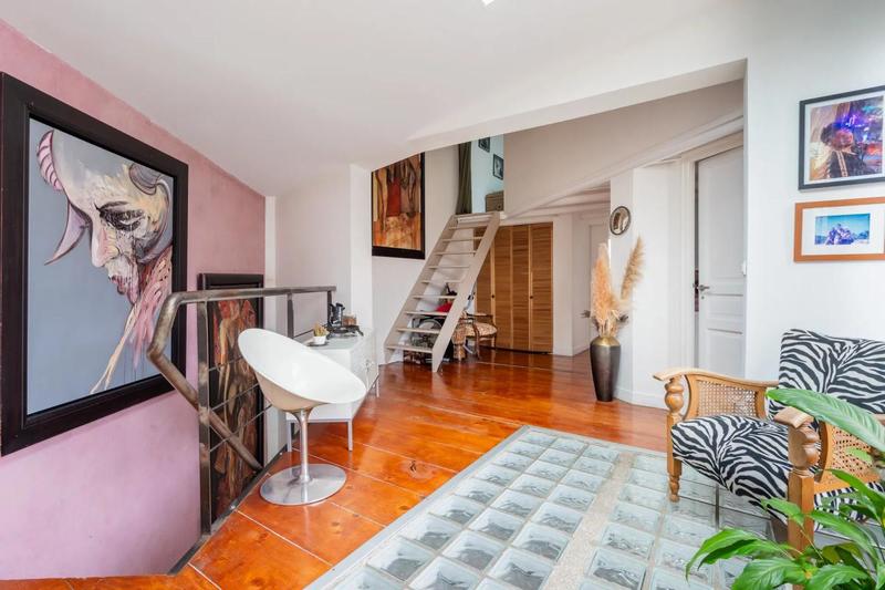 Maison - 182 m² - 6 pièces